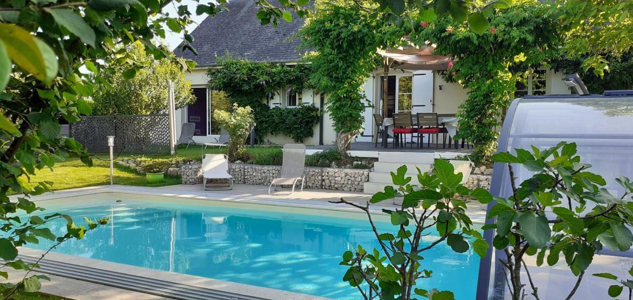 Au Coeur Du Bien-Etre, Gite Avec Piscine Chauffee Et Couverte, Spa, Sauna, Massages Monteaux Exteriör bild