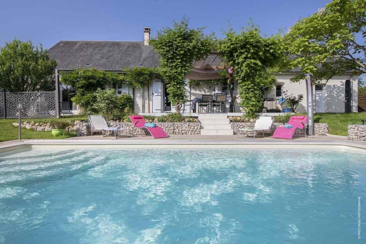 Au Coeur Du Bien-Etre, Gite Avec Piscine Chauffee Et Couverte, Spa, Sauna, Massages Monteaux Exteriör bild
