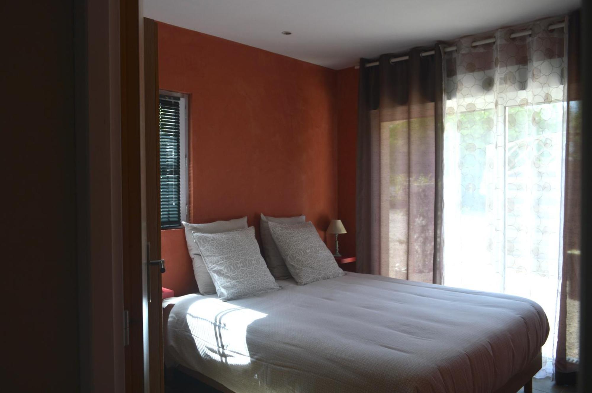 Au Coeur Du Bien-Etre, Gite Avec Piscine Chauffee Et Couverte, Spa, Sauna, Massages Monteaux Exteriör bild